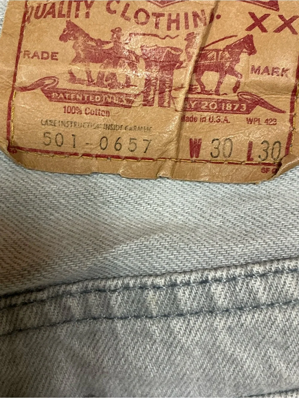 Vintage Levi’s 501 button fly 80s/90s light gray straight leg jeans 29 x 29 USA